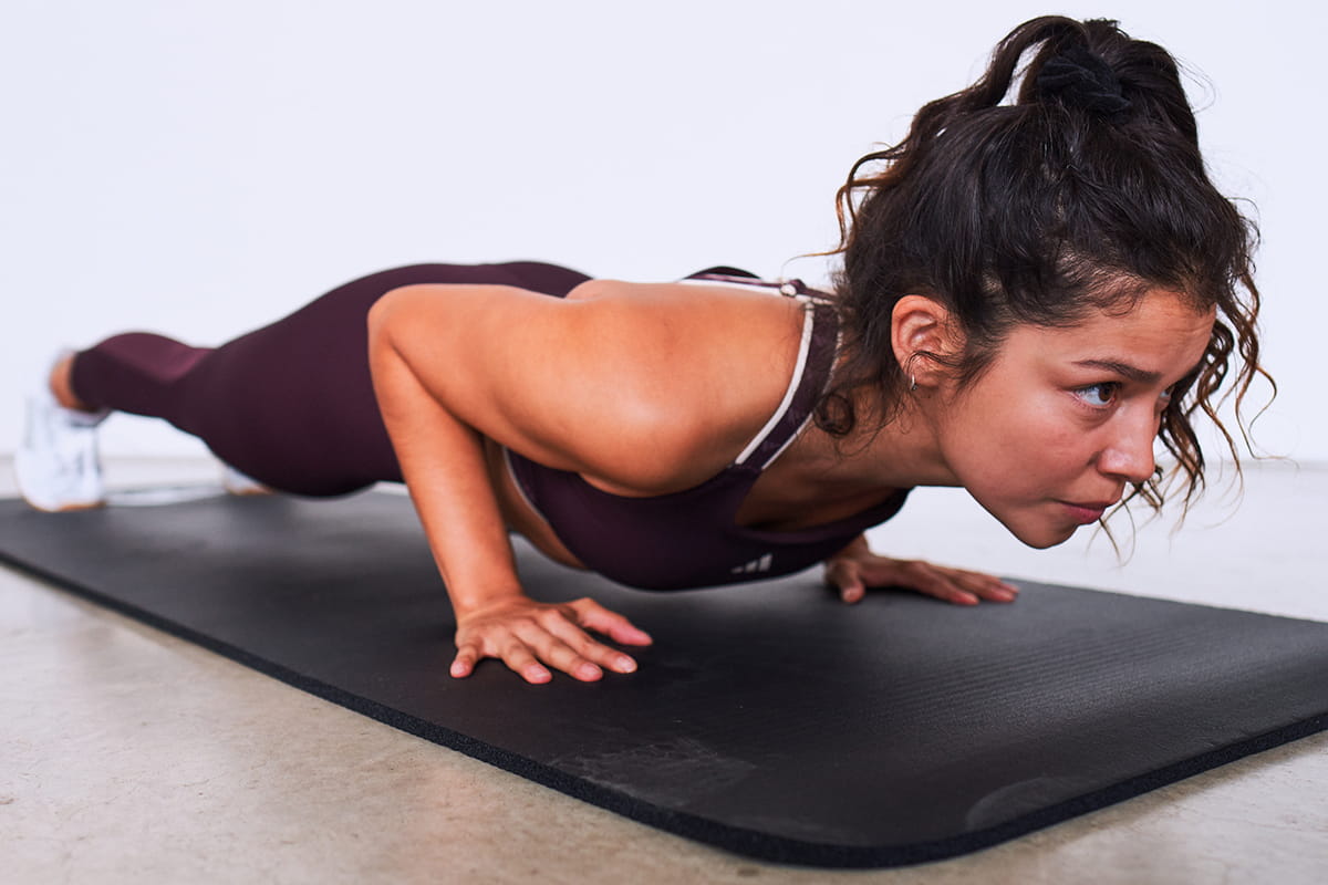  7 Bodyweight Tricep Exercises To Tone Your Arms